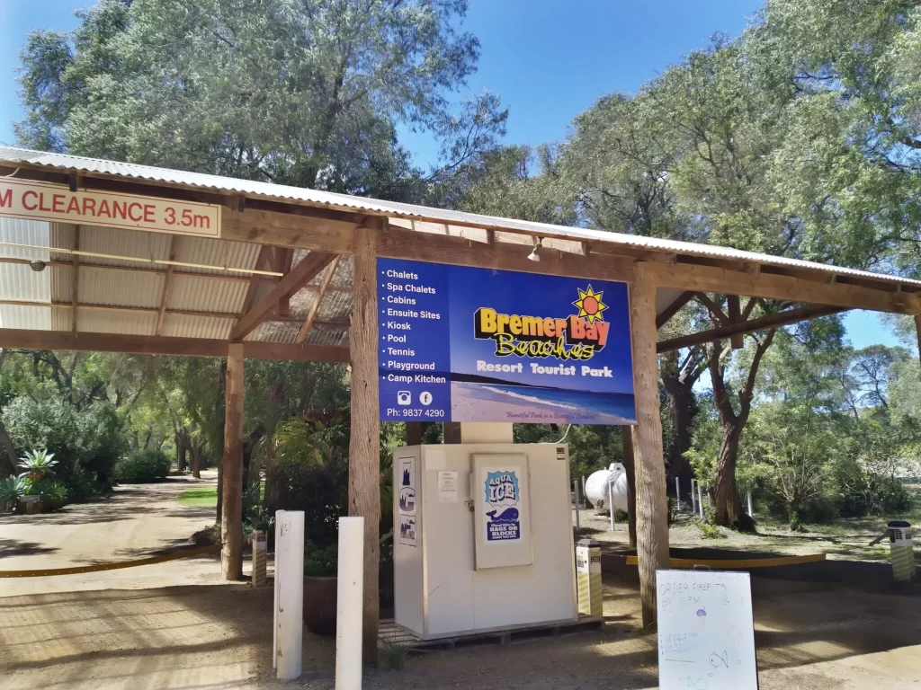 Bremer-Bay-Beaches-Resort-Tourist-Park-Entry