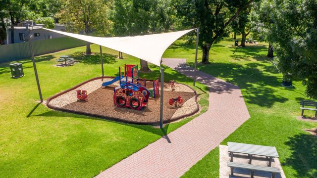 adelaide-caravan-park-playground.jpg