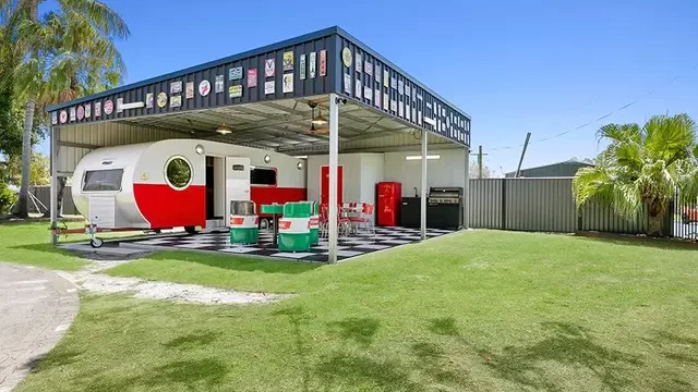 bd980ee057258d39e733bf259c9c318150b095af-850×567